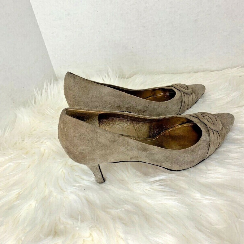 GJD Ginnie Johansen Design Womens Sz 8.5 M Cjatlee Pump Shoes Suede 3 in Heel